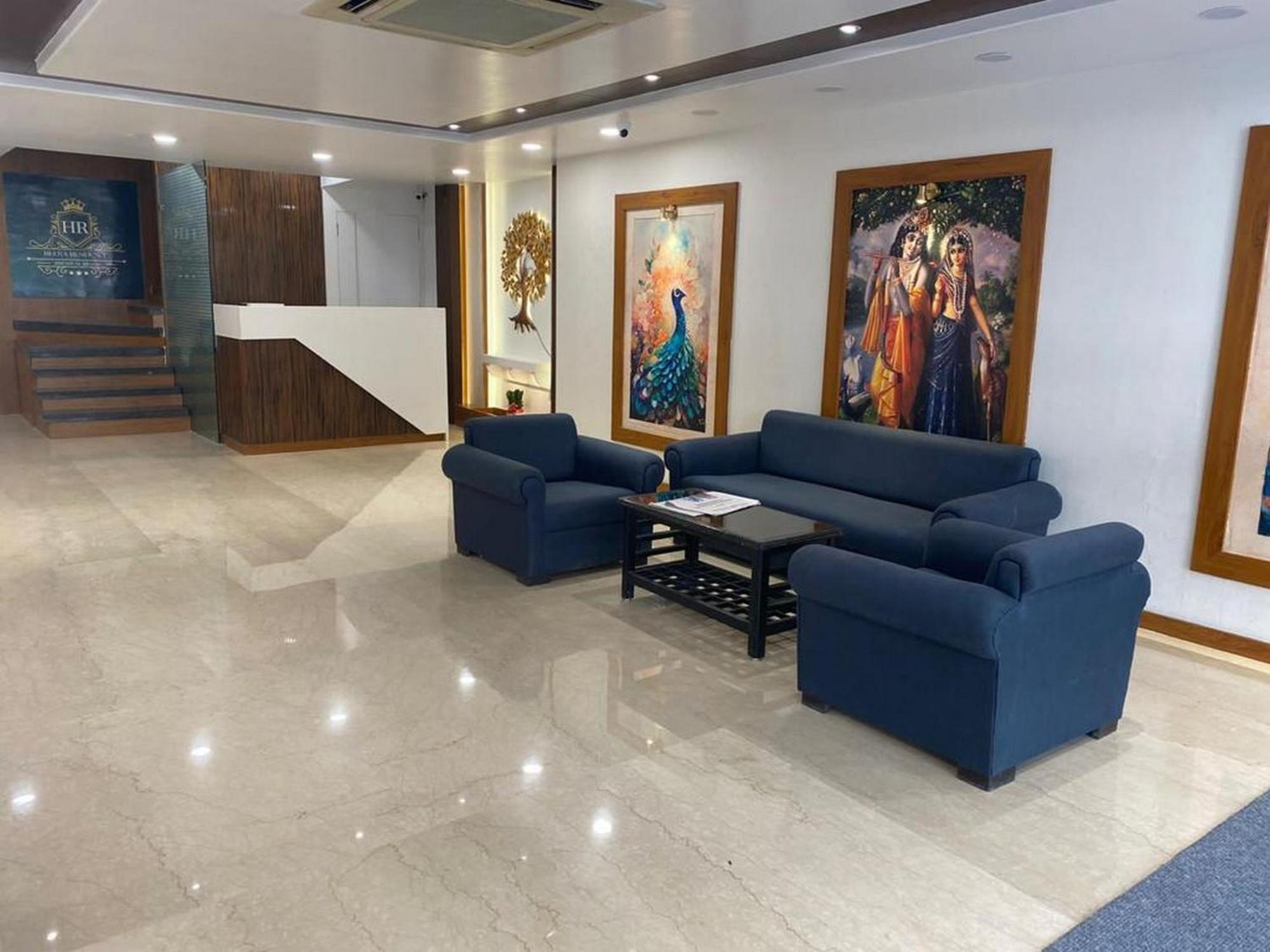 Hotel Eleven Heights Бхопал Экстерьер фото